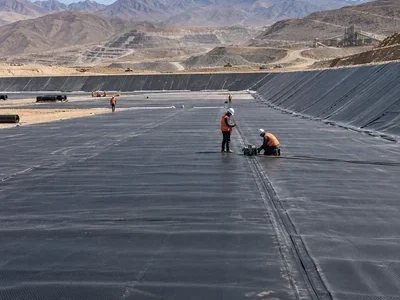 mining-heap-leach-pad-hdpe-geomembrane